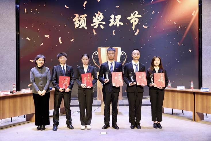 332df60126ffeeaa23da9bca00ea030