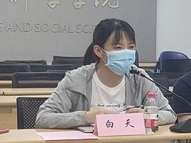 7745a5ced152f49bd44abef0912eac3